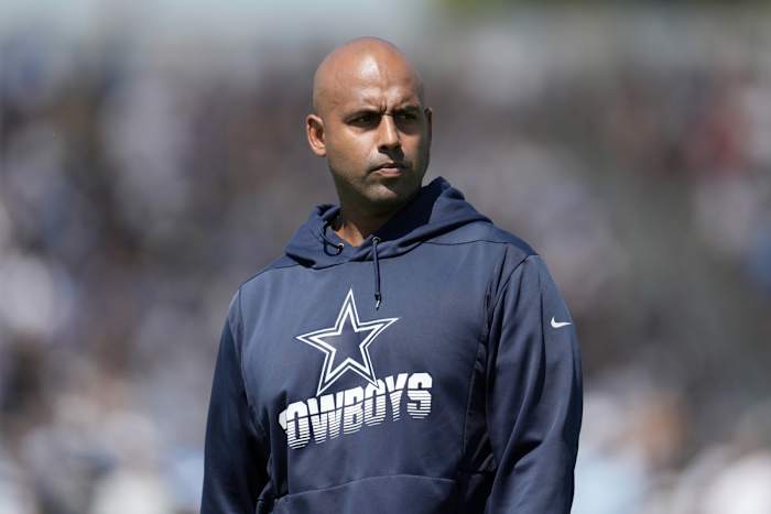 Hired as a defensive coordinator for the first time in the NFL, Aden Durde has a bit of background knowledge on the Seattle Seahawks after coaching against them last fall.